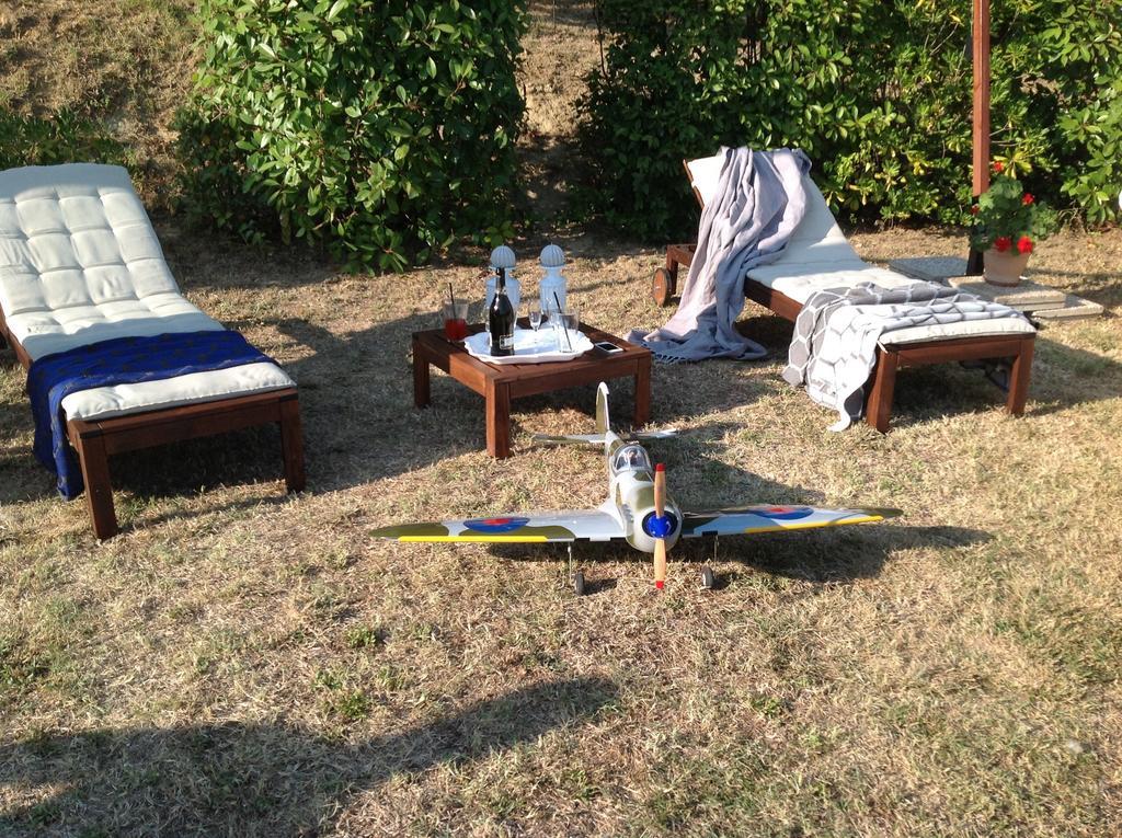 B&B Dell'Aviatore San Liberato Luaran gambar